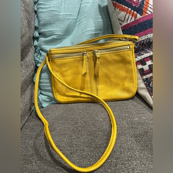 Fossil Elise Pebbled Leather Crossbody - Picture 2 of 7